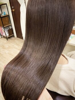 ヘアメイクアート(Hair make Art)の写真/今話題の"酸熱髪質改善トリートメント"導入★髪の内部に薬剤が浸透し強い髪に!ダメージが気になる方は是非