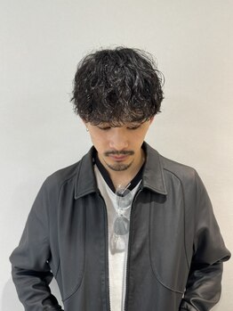 女性スタイリストが似合わせパーマ◎女性目線でカッコ良さを引き出す★再現性も高く毎日キマるスタイルに！