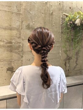 クレールイーエムエー(CLAIRE e.m.a) ゆるふわ編みおろしヘアセット