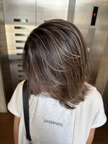 ルーフ 町田店(LUFE) ベージュ系細めハイライトカラー maho