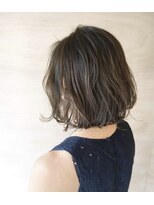 アヴァン(avan.)&nbsp;ふわふわボブ アッシュブラウン 地毛風カラー