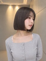 フォト 新宿三丁目(foto) 髪質改善縮毛矯正地毛風ストレート切りっぱなしボブ