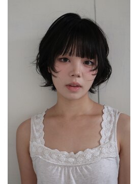 オーイット(ooit) *黒髪ショートウルフ×顔まわりレイヤー*