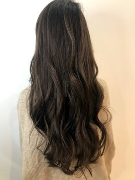 e.m.a プレミアムビューティーサロン 栄駅店(e.m.a PREMIUM BEAUTY SALON) ゆるふわ大人レイヤー