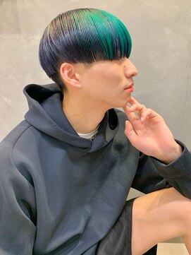 トルネード(TORNADO) 刈り上げ韓国マッシュ ポイントカラー セクションカラーグリーン