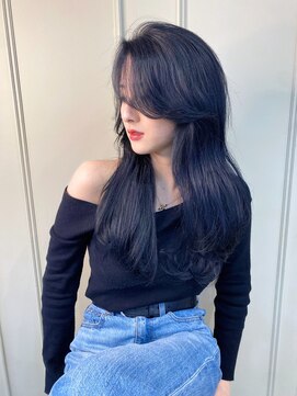 アリスバイアフロート 自由が丘(ALICe by AFLOAT) お色気サイドバング／ブルーブラック