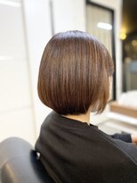 アキコ(AKIko) ショートボブ