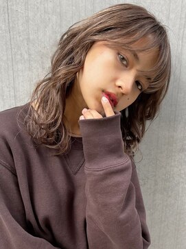 ムード タテマチ(mood tatemachi) バレイヤージュハイライトミディ