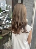 くすみベージュ