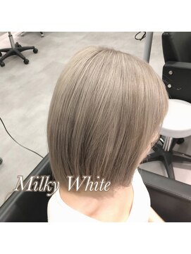 クリーム 大宮(CREAM) ミルキーホワイト