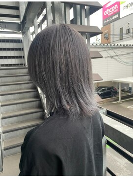 テラスヘア 三条(TERRACEhair) 【ブリーチあり】シルバーグレー