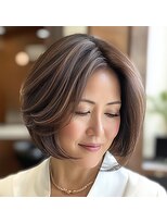 フラッグ(flag)&nbsp;ボブ　（白髪ぼかしハイライト）