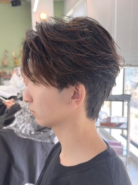 リヴ オオサカ(LIV OSAKA) フュザーショートフェザーパーマセンターパートニュアンスパーマ