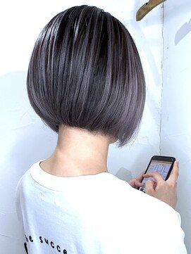 ブレイズヘアー(BLAZEhair) 【立体感プラス】シルバーバレイヤージュ×ブリーチ２回