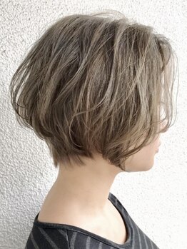 ヘアデザイン エソラ(hair design esora)の写真/【本山1分】大人女性の髪のお悩みにピッタリの解決策をesoraで◎半個室完備の寛げる大人空間でリラックス♪