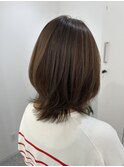 大人可愛いくびれミディアムヘアー
