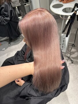 ユニック ウメダ(unique UMEDA) ホワイトピンク☆