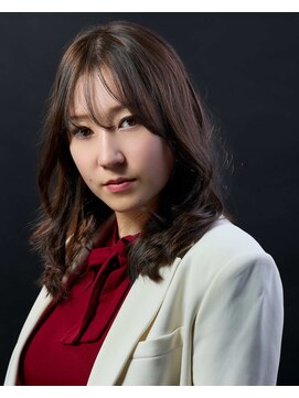 アンアタッシュ(UNE ATTACHE) Breath of Nocturne｜冬の透明感カラーが息づくトレンドレイヤー