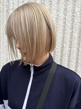 メゾン(Maison) ブロンドベージュ【20代/30代/ブリーチ/ダブルカラー/甲府】