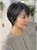 大人ショートボブ/レイヤーショート/白髪ぼかし/30代40代50代