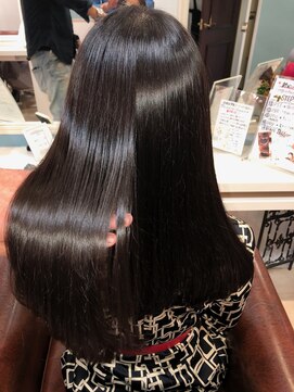 エムスリーディー アルル 赤坂店(M3D alulu) オトナ女子は艶髪で勝負☆彡