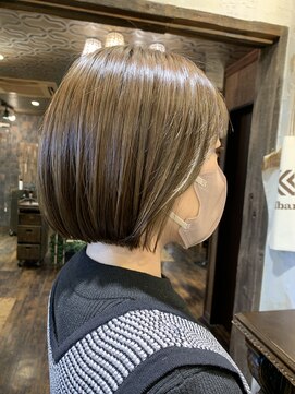 ヘアー クリエイト カルバリ(HAIR CREATE Calbari) ツヤ透明感ミニボブ