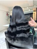 グレージュマチルダボブインナーグレージュ 前髪ブルー