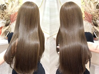 ラビス 池袋(Lovis)の写真/【生ケラチン配合8ステップトリートメント¥5500→¥3300】潤うハホニコ/オージュア/バイカルテ取扱店[池袋]