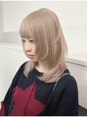 ミルクティーピンクグレージュカラー韓国ヘアミディアムレイヤー