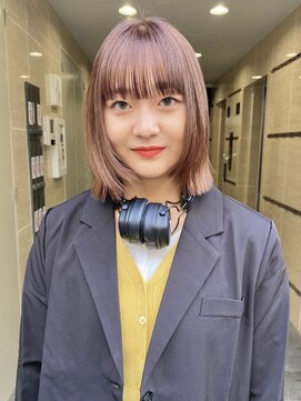 スニュウ(snuw) 切りっぱなしボブ小顔カットグレージュレイヤーボブ