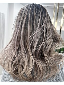 エトワール(ETOILE) バレイヤージュカラー/外国人風カラー/ブリーチ/三ノ宮/元町