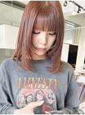 ミルクティーブラウン×内巻きミディ