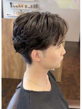 バタクラン(BATACLAN) フェザーパーマ/センターパート/バーバー/メンズカット/パーマ