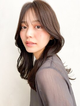 アグノス 青山(Agnos) うる艶髪斜めバング小顔ワンカールエアリーカール#520f1119
