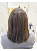 透明感オリーブカラー