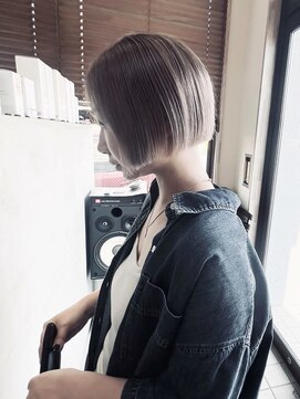 リリ(Riri) ミルクティーカラー