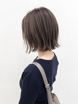 ヘアーメイク トレコローリ(hair make trecolori) 【trecolori 津田沼】きりぱなしボブ×グレージュ