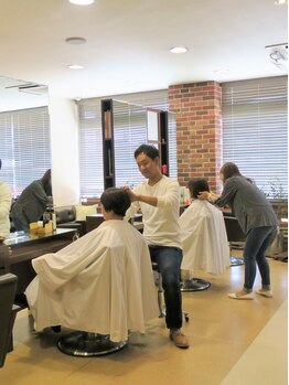 ヘアサロン リリィ(hair salon riri)の写真/程よい明るさのグレイカラーを楽しみたい方はぜひririにお越しください◇