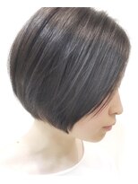 リゴ ヘアー(RIGO hair) 2ブロック、ベリーショート 、アッシュカラー、モード