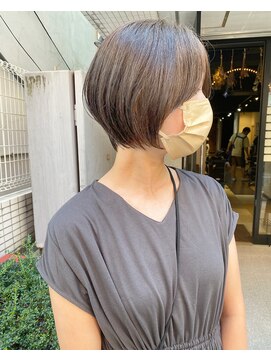 ルオージア(Luogia) ナチュラルショートボブ