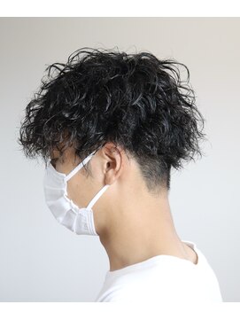 ウィスカーヘアー(whisker hair) 無造作パーマ/ツイストスパイラル