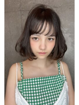 リークフー(Ree cu fuu) 10代20代30代40代 デジタルパーマでふんわり前下がりボブ　藤沢