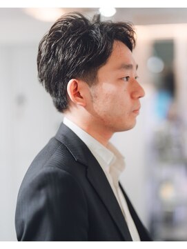 カフ(CAF) CAF河内 メンズパーマ メンズカット スーツに合う 大阪 心斎橋