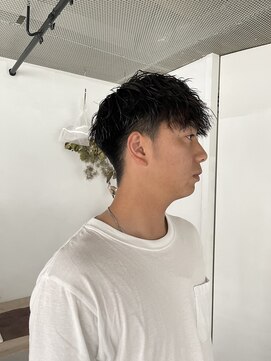 グラフ 立川(Graph.) メンズカット/ツイストスパイラル