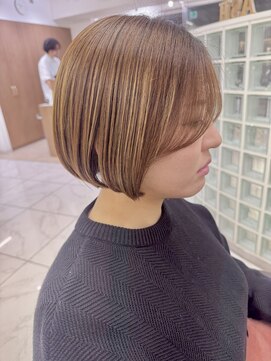 アッシュ 下北沢店(Ash) ショートボブからパツっとボブに