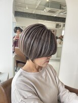ラウレア(LAULEA)&nbsp;白髪ぼかしハイライト