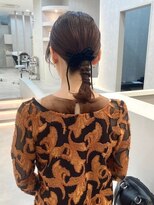 ヴィサージュアクト(VISAGE a.c.t)&nbsp;短くても◎タイトポニーアレンジ