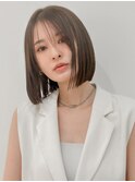 顔周りレイヤーシースルーバング切りっぱなしボブ