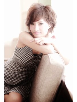 メリーランド 自由が丘(MerryLand) 似合わせカットで作る大人のリラックス前下がりショート☆