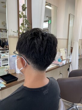 コアフィールフィス(COIFFURE fils) 新規お得クーポンあり!【見附 今町】短めツーブロック